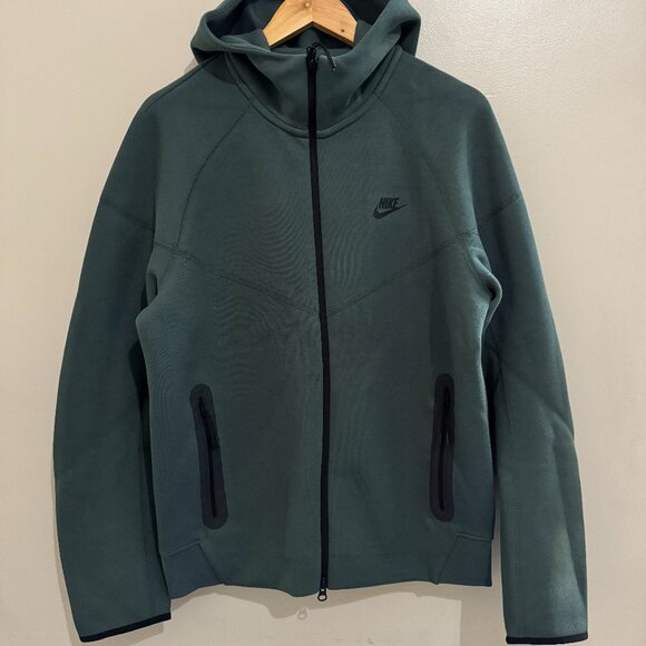 Nike Sportswear Tech Fleece Windrunner Full Zip Hoodie Men’s M FB7921-338 NEW - Picture 1 of 6